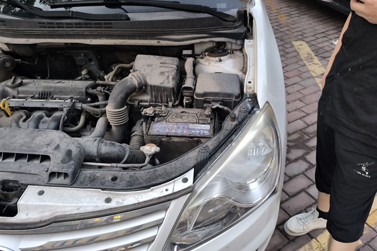 Used Hyundai Celesta 2011 1.6L Manual Comfort Edition Engine Bay Left