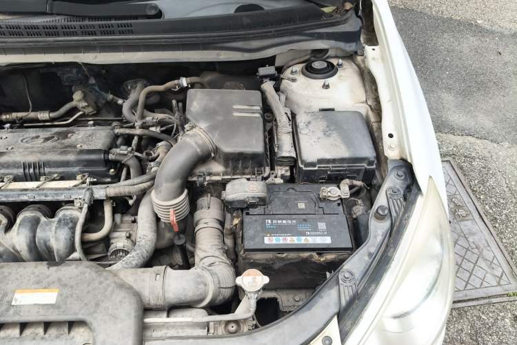 Used Hyundai Celesta 2011 1.6L Automatic Comfort Edition Engine Bay Left