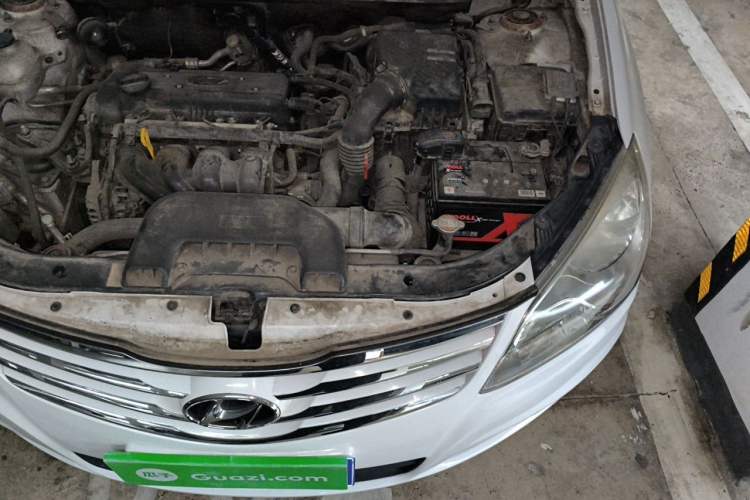 Used Hyundai Celesta 2011 1.6L Automatic Comfort Edition Engine Bay Left