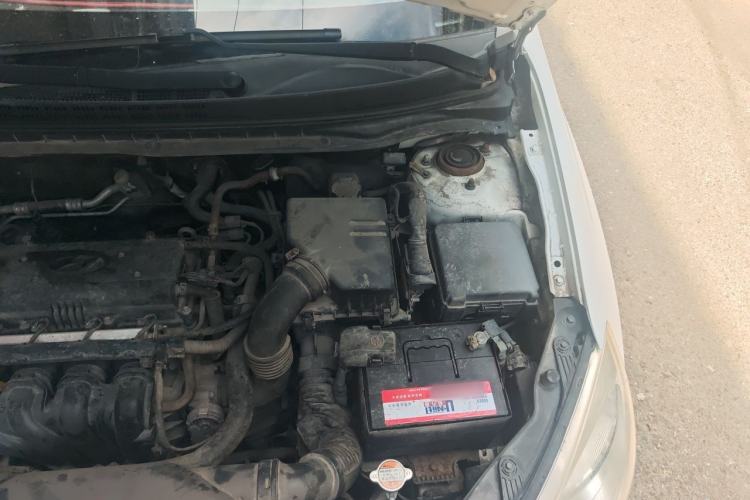 Used Hyundai Celesta 2011 1.6L Manual Comfort Edition Engine Bay Left