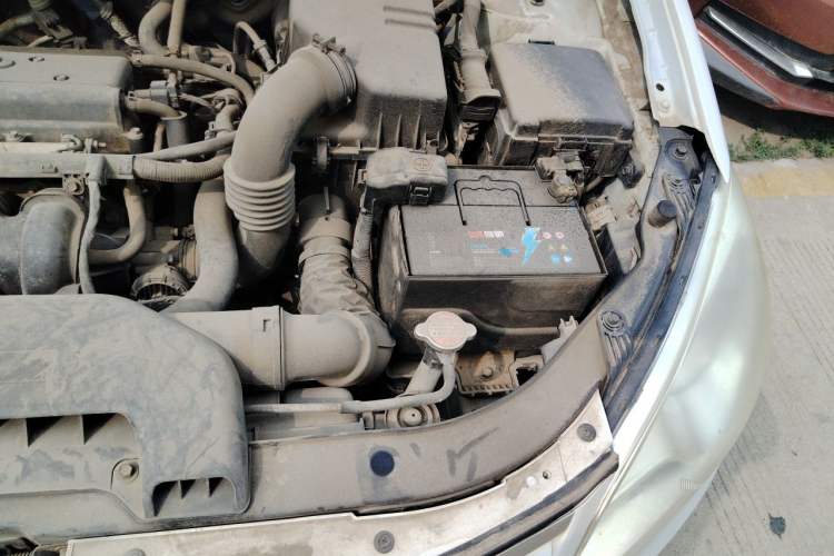 Used Hyundai Celesta 2011 1.6L Manual Comfort Edition Engine Bay Left