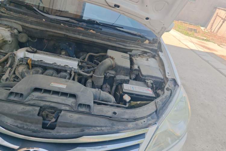 Used Hyundai Celesta 2011 1.6L Manual Comfort Edition Engine Bay Left