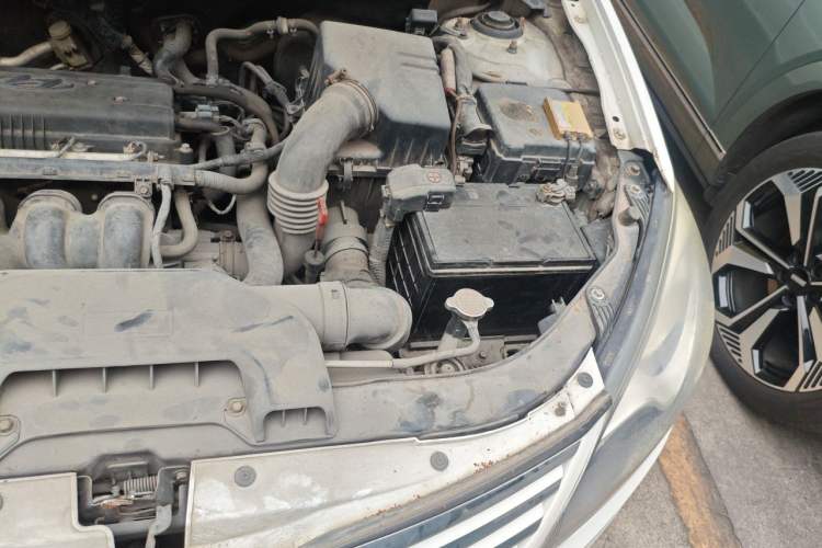 Used Hyundai Celesta 2011 1.6L Automatic Luxury Version Engine Bay Left