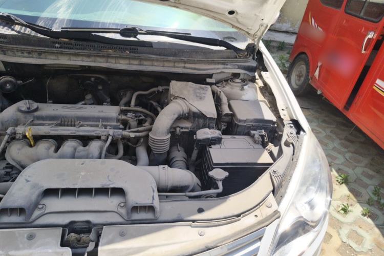 Used Hyundai Celesta 2011 1.6L Manual Comfort Edition Engine Bay Left