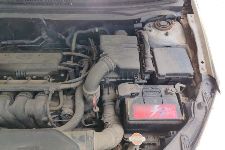 Used Hyundai Celesta 2011 1.6L Automatic Luxury Version Engine Bay Left