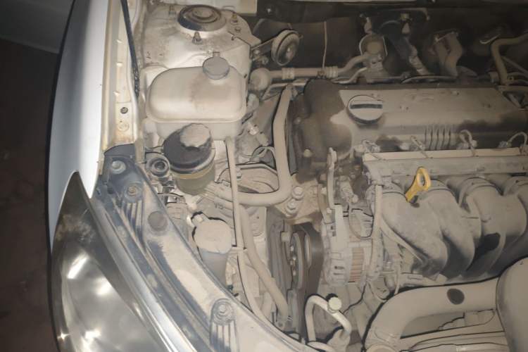 Used Hyundai Celesta 2011 1.6L Manual Comfort Edition Engine Bay Right