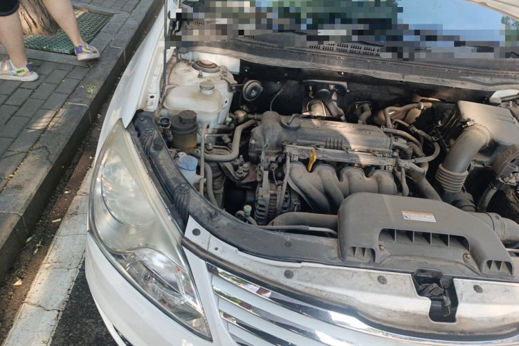 Used Hyundai Celesta 2011 1.6L Manual Luxury Model Engine Bay Right