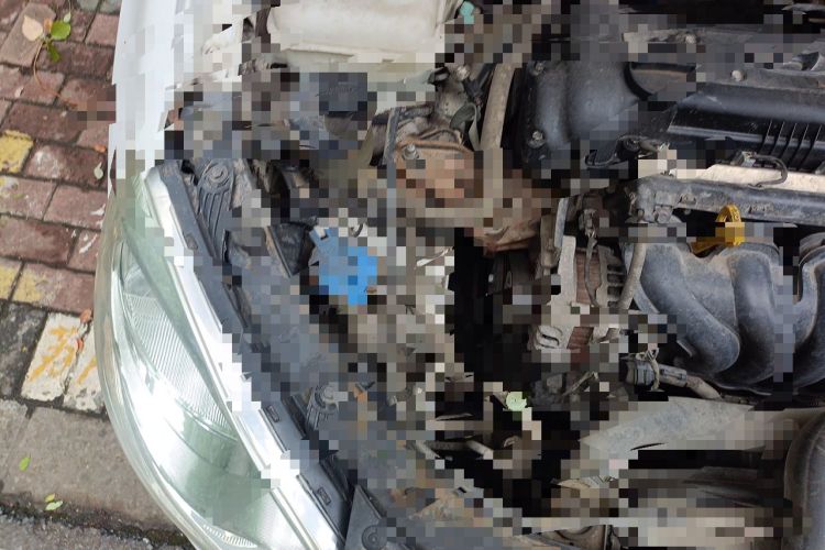 Used Hyundai Celesta 2011 1.6L Manual Comfort Edition Engine Bay Right