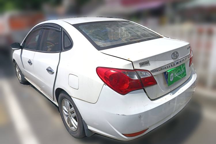 Used Hyundai Celesta 2011 1.6L Automatic Top-Tier Version Exterior 3
