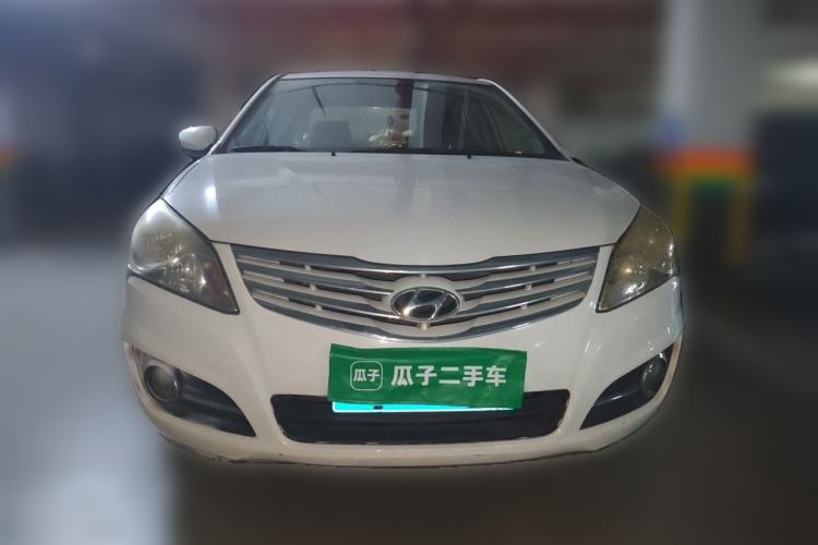 Used Hyundai Celesta 2011 1.6L Manual Comfort Edition Front