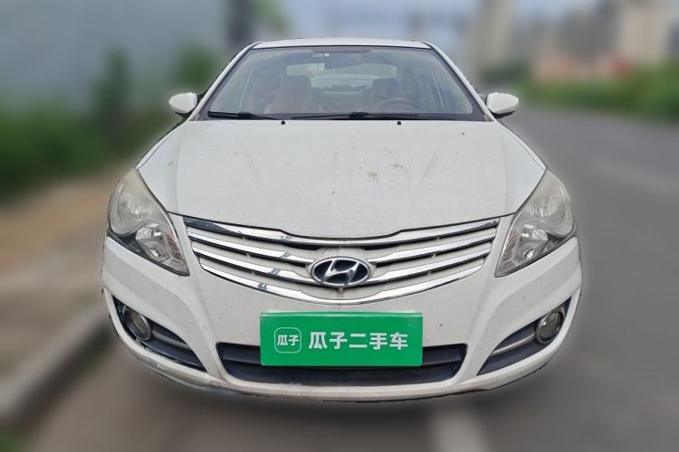 Used Hyundai Celesta 2011 1.6L Manual Comfort Edition Front