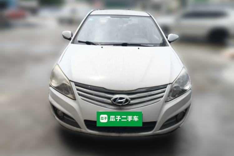 Used Hyundai Celesta 2011 1.6L Manual Comfort Edition Front