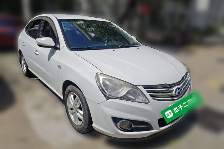 Used Hyundai Celesta 2011 1.6L Automatic Comfort Edition Front Right 45 Deg