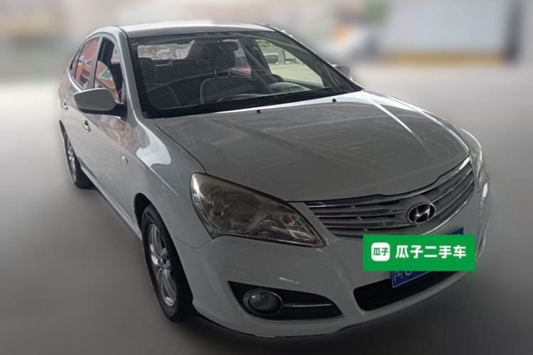 Used Hyundai Celesta 2011 1.6L Automatic Comfort Edition Front Right 45 Deg