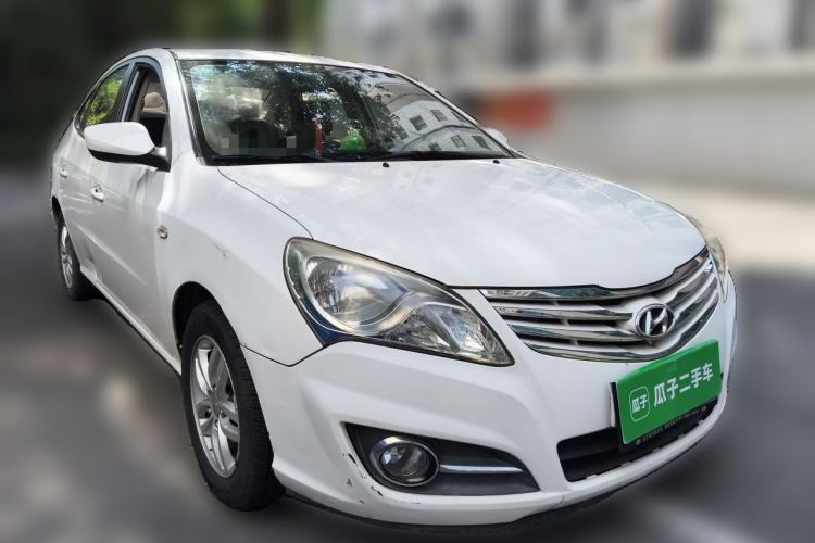 Used Hyundai Celesta 2011 1.6L Automatic Comfort Edition Front Right 45 Deg