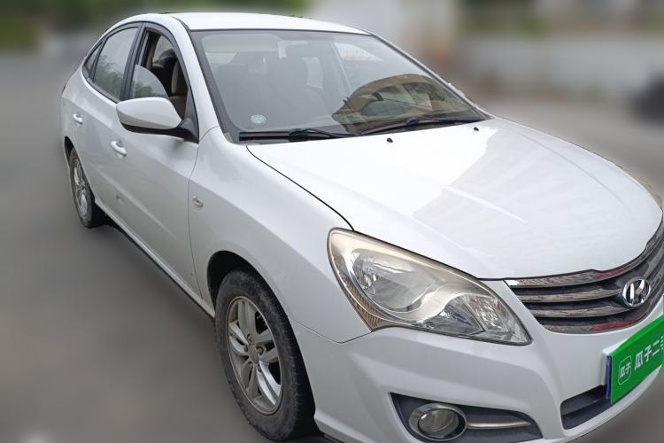 Used Hyundai Celesta 2011 1.6L Manual Comfort Edition Front Right 45 Deg