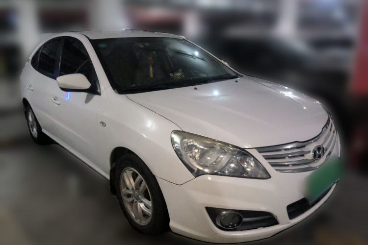 Used Hyundai Celesta 2011 1.6L Automatic Comfort Edition Front Right 45 Deg
