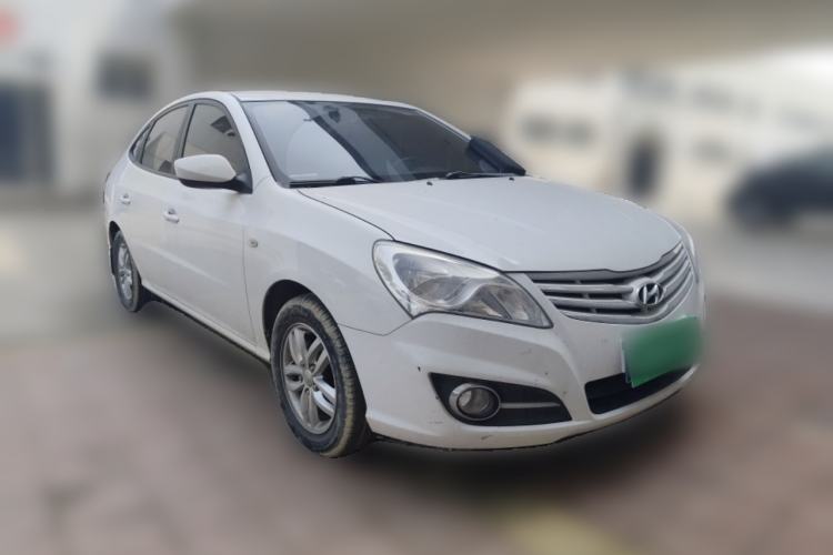 Used Hyundai Celesta 2011 1.6L Manual Comfort Edition Front Right 45 Deg