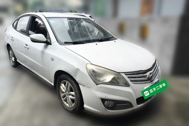 Used Hyundai Celesta 2011 1.6L Manual Comfort Edition Front Right 45 Deg