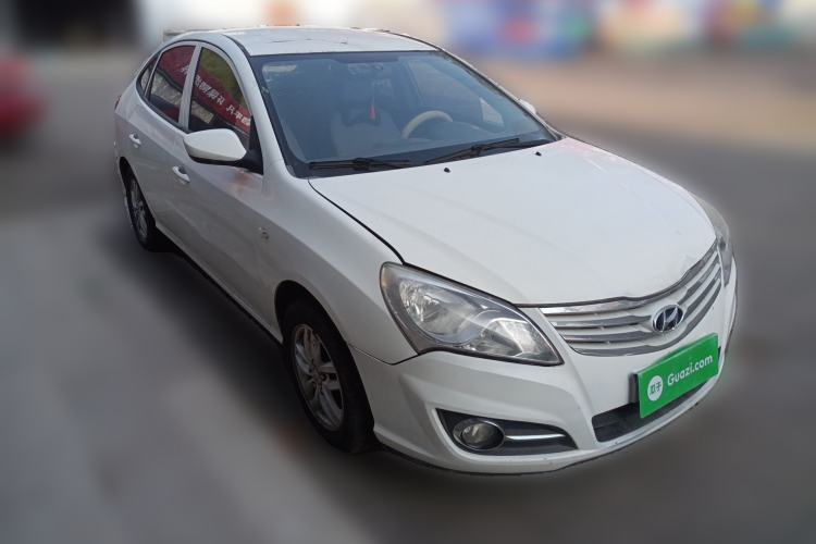 Used Hyundai Celesta 2011 1.6L Automatic Comfort Edition Front Right 45 Deg