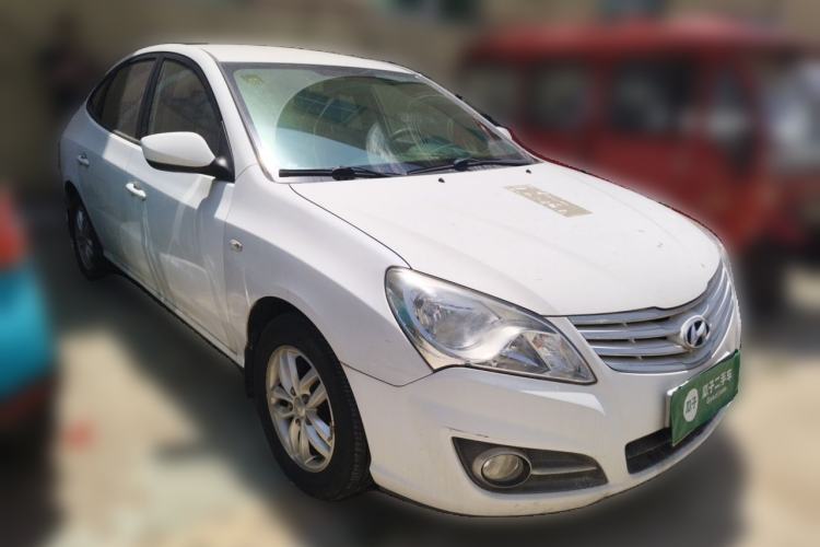 Used Hyundai Celesta 2011 1.6L Manual Comfort Edition Front Right 45 Deg