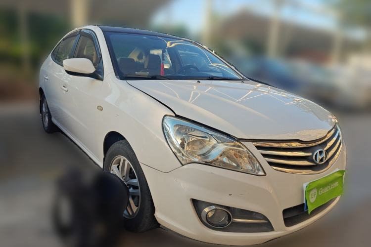 Used Hyundai Celesta 2011 1.6L Automatic Comfort Edition Front Right 45 Deg