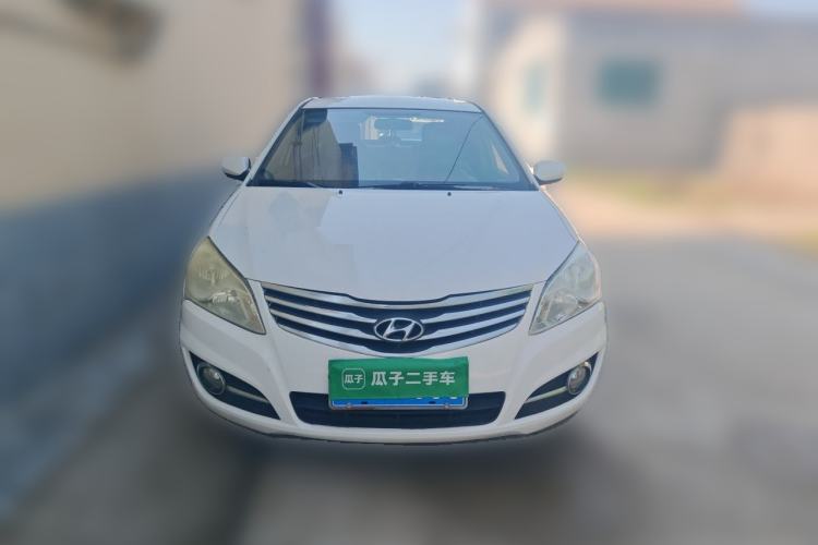 Used Hyundai Celesta 2011 1.6L Manual Comfort Edition Front