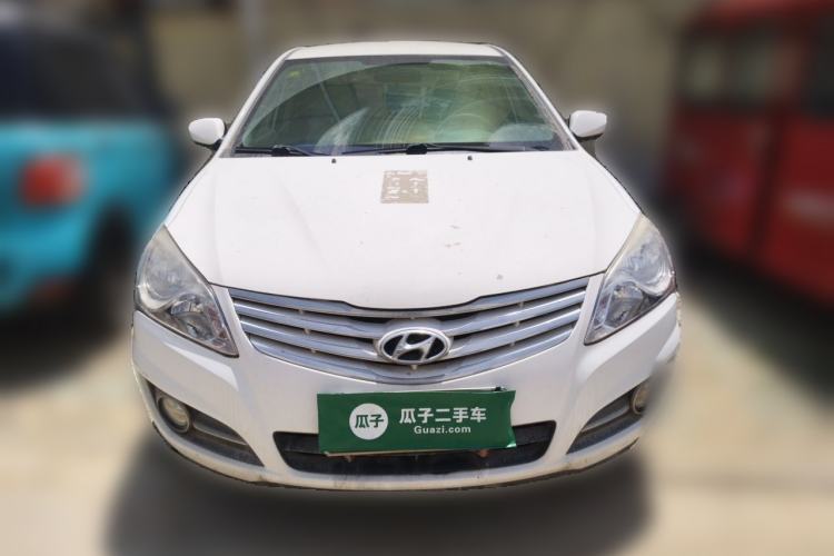 Used Hyundai Celesta 2011 1.6L Manual Comfort Edition Front