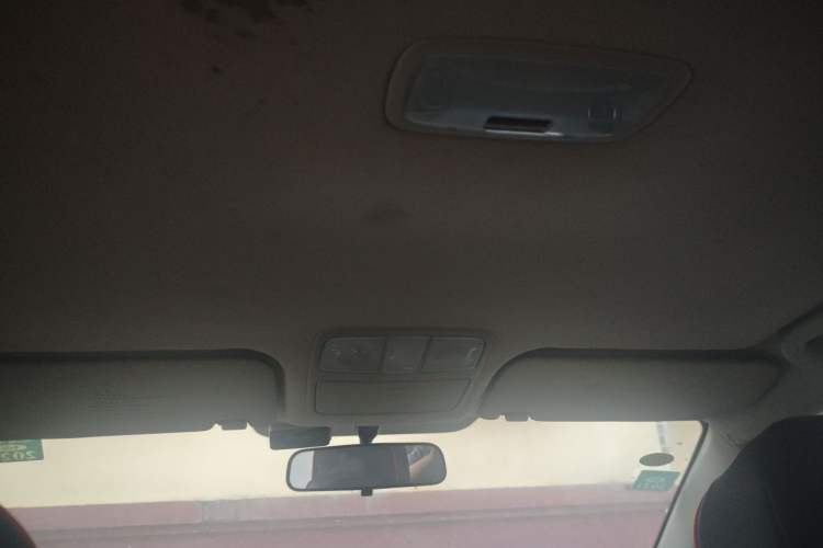 Used Hyundai Celesta 2011 1.6L Manual Comfort Edition Headliner