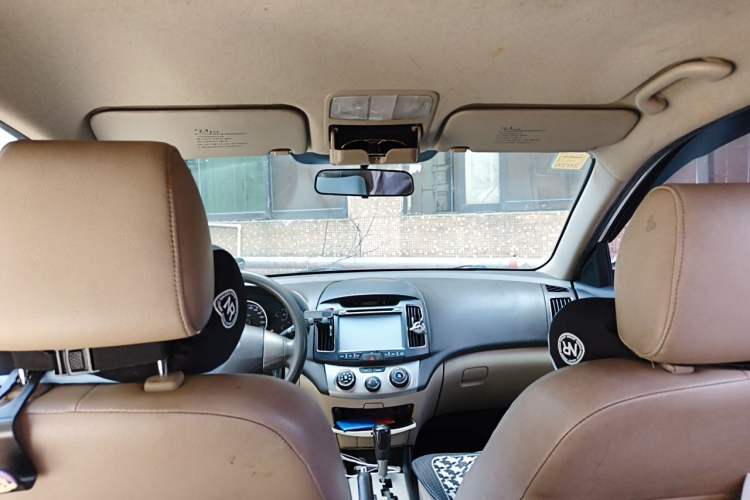 Used Hyundai Celesta 2011 1.6L Automatic Comfort Edition Headliner
