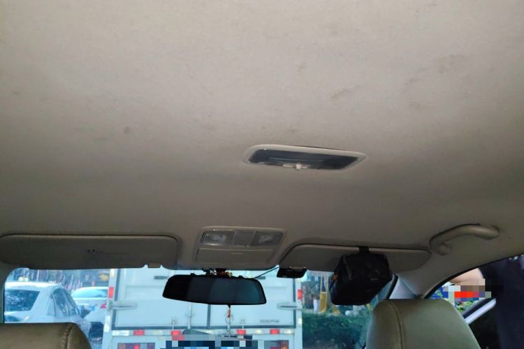 Used Hyundai Celesta 2011 1.6L Automatic Comfort Edition Headliner