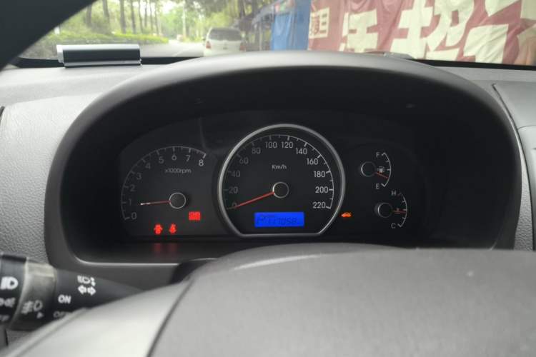 Used Hyundai Celesta 2011 1.6L Automatic Comfort Edition Instrument Cluster