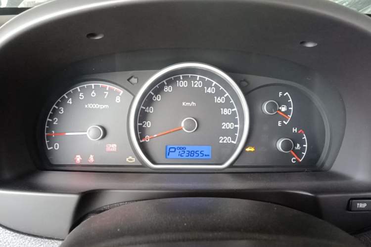Used Hyundai Celesta 2011 1.6L Automatic Comfort Edition Instrument Cluster