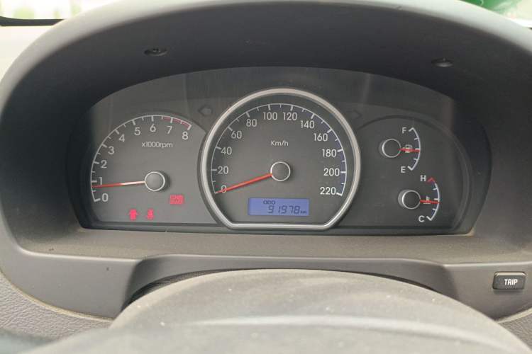 Used Hyundai Celesta 2011 1.6L Manual Comfort Edition Instrument Cluster