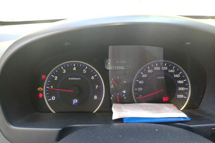 Used Hyundai Celesta 2011 1.6L Automatic Luxury Version Instrument Cluster
