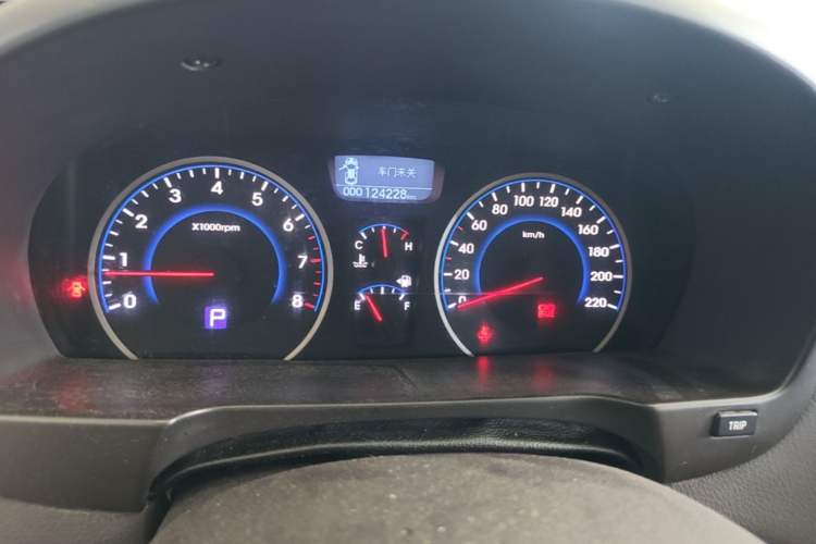 Used Hyundai Celesta 2011 1.6L Automatic Luxury Version Instrument Cluster