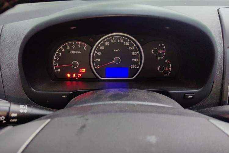 Used Hyundai Celesta 2011 1.6L Manual Luxury Model Instrument Cluster