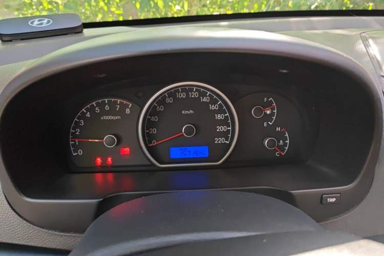 Used Hyundai Celesta 2011 1.6L Manual Comfort Edition Instrument Cluster