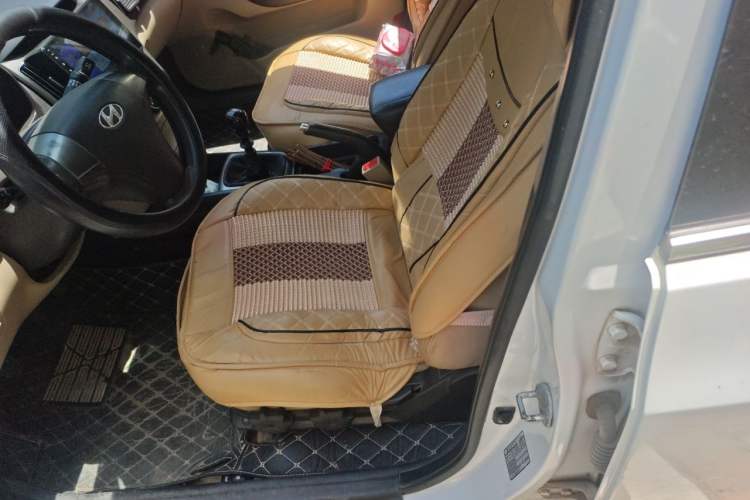 Used Hyundai Celesta 2011 1.6L Manual Luxury Model Left Front Seat