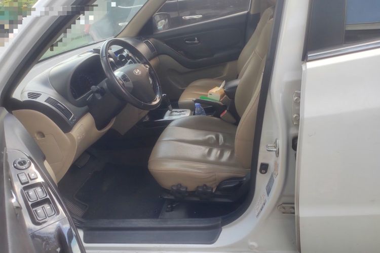 Used Hyundai Celesta 2011 1.6L Automatic Luxury Version Left Front Seat