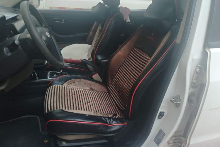 Used Hyundai Celesta 2011 1.6L Manual Comfort Edition Left Front Seat