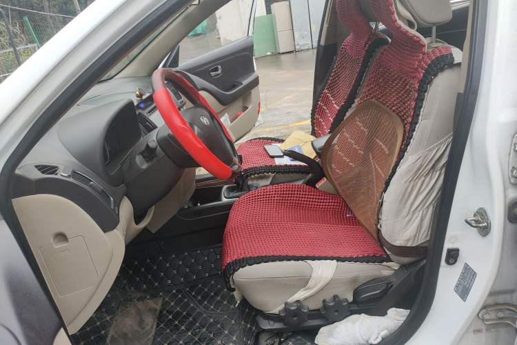 Used Hyundai Celesta 2011 1.6L Manual Luxury Model Left Front Seat