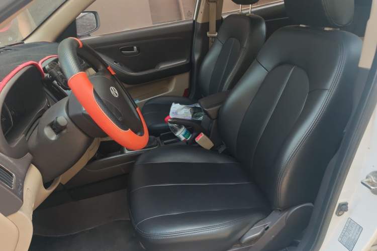 Used Hyundai Celesta 2011 1.6L Manual Comfort Edition Left Front Seat