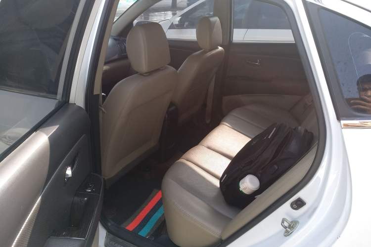 Used Hyundai Celesta 2011 1.6L Automatic Luxury Version Left Rear Seat