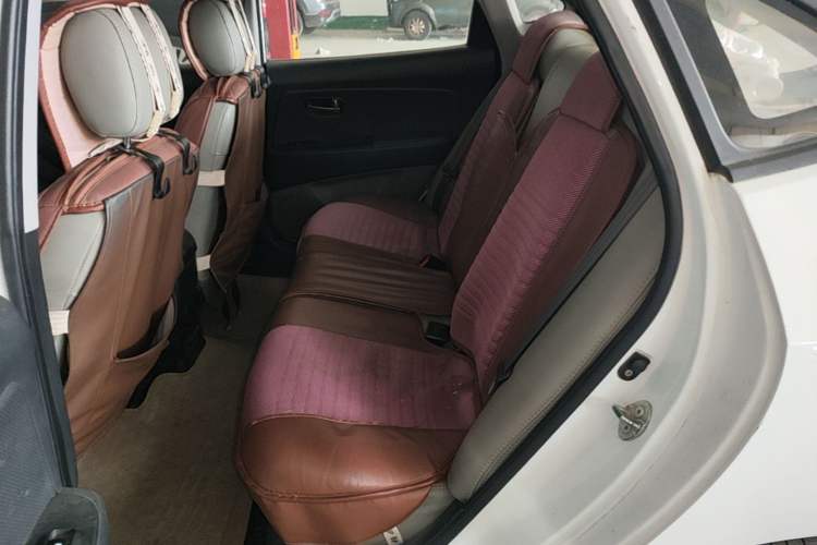 Used Hyundai Celesta 2011 1.6L Manual Comfort Edition Left Rear Seat