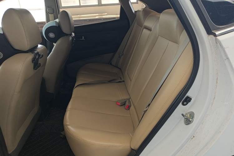 Used Hyundai Celesta 2011 1.6L Automatic Luxury Version Left Rear Seat