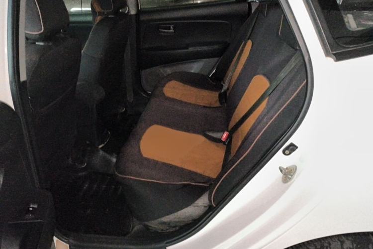 Used Hyundai Celesta 2011 1.6L Automatic Comfort Edition Left Rear Seat