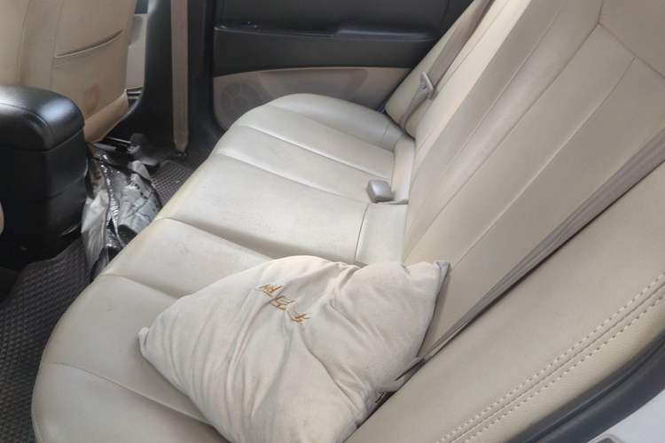 Used Hyundai Celesta 2011 1.6L Automatic Comfort Edition Left Rear Seat