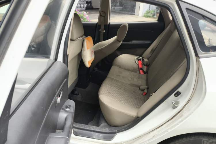 Used Hyundai Celesta 2011 1.6L Manual Comfort Edition Left Rear Seat
