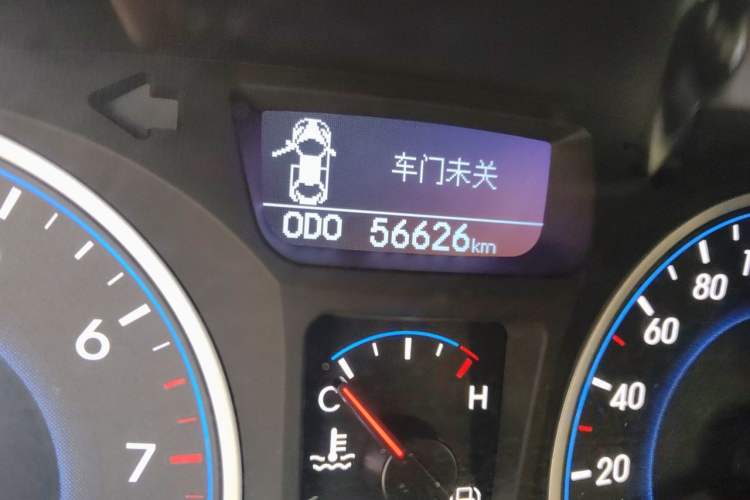 Used Hyundai Celesta 2011 1.6L Automatic Luxury Version Odometer Close Up